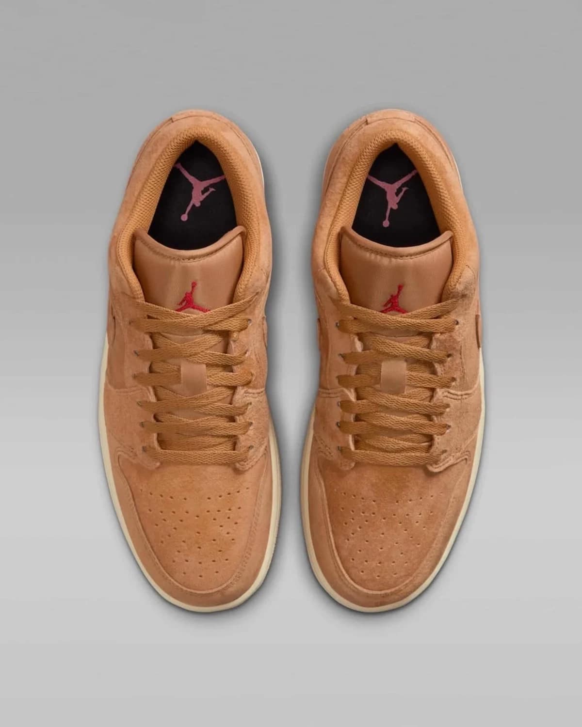 Air Jordan 1 Low SE "Vachetta Tan" — photo 1